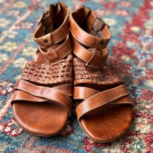 Bed Stu Capriana Brown Tan Leather Sandal Size 7 Worn Once